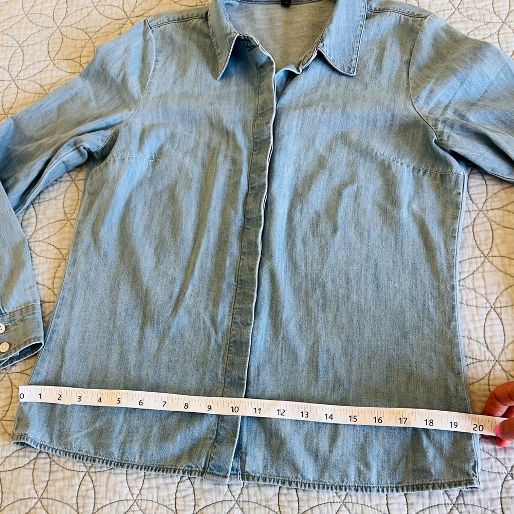 Express Light Blue Casual Shirt women size small denim - Picture 6 of 11
